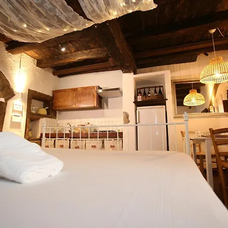 Diffuso E Scuderie Vgb Daire Sacrofano