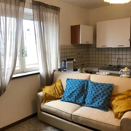 Diffuso E Scuderie Vgb Daire Sacrofano